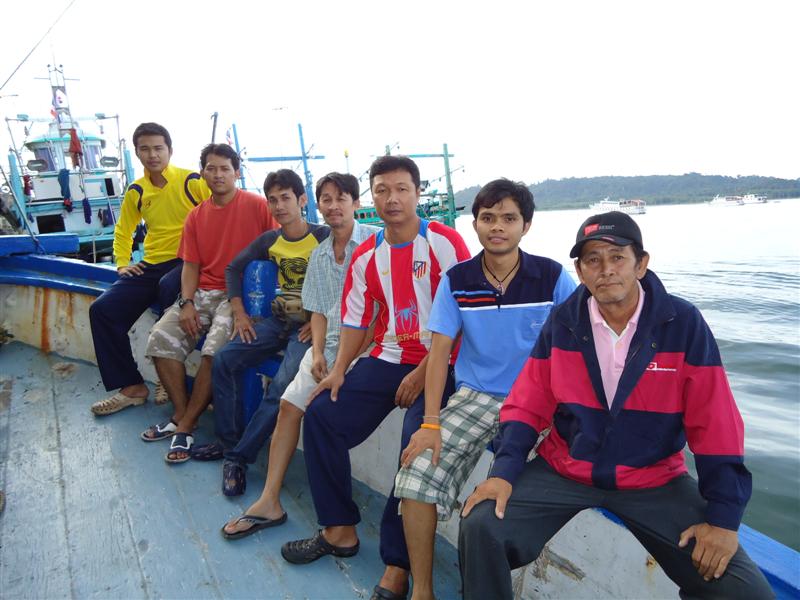 สมาชิก 8 ท่าน