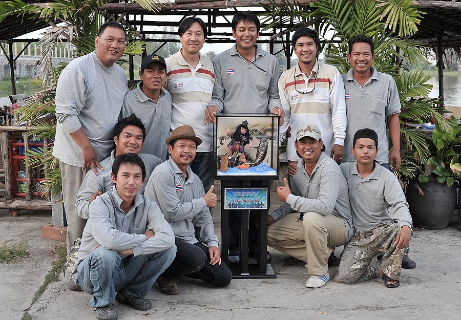 และสุดท้ายขอแสดงความยินดับทีม เอินอินด้วยครับ กับ รางวัลชนะเลิศ   :cheer: :cheer: :cheer: