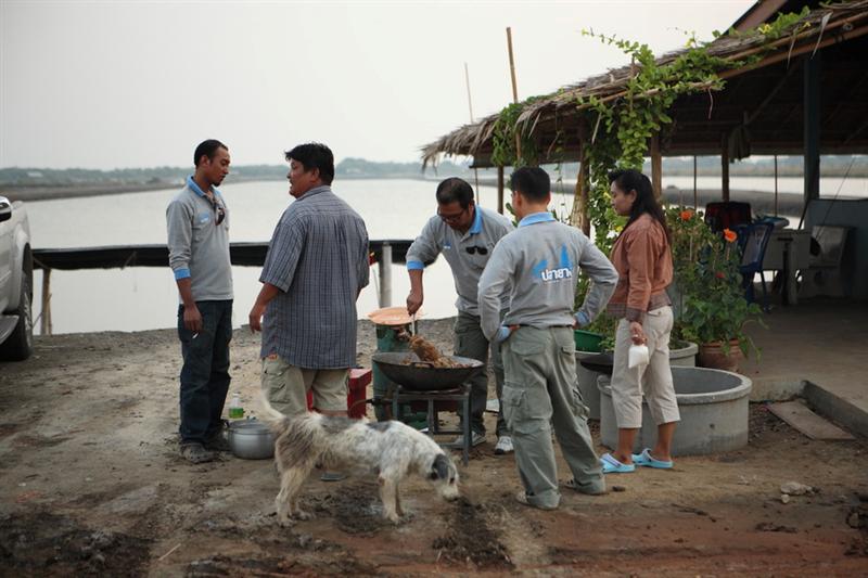 ลาบหมู กะทะนี้ อร่อยชัวร์ (ใช้คนตั้ง 5 คน)  :laughing: :laughing: :laughing: :laughing: :laughing: :