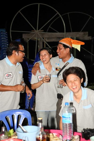 เหนื่อยไม๊จ๊ะ ตะเอง  :love: :love: :love: :love: :love: :laughing: :laughing: :laughing: :laughing: 
