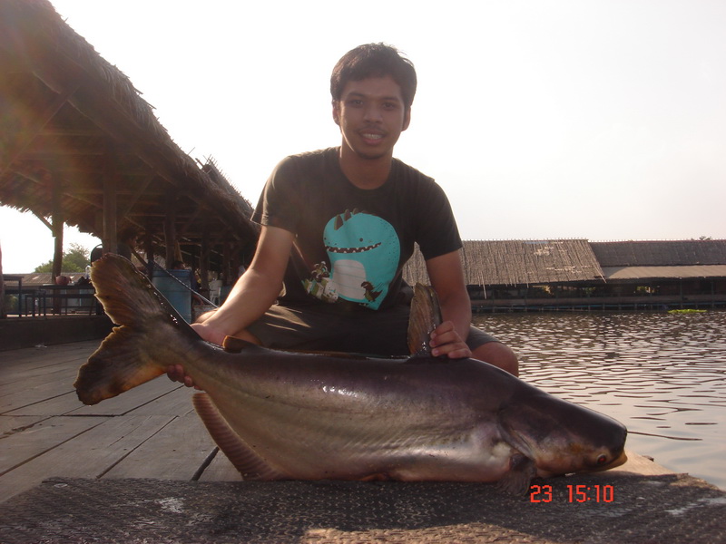 มาต่อด้วยตัวที่หกหลังจากพักยกไปชั่วโมงก่าๆ :grin: :grin:      :blush: