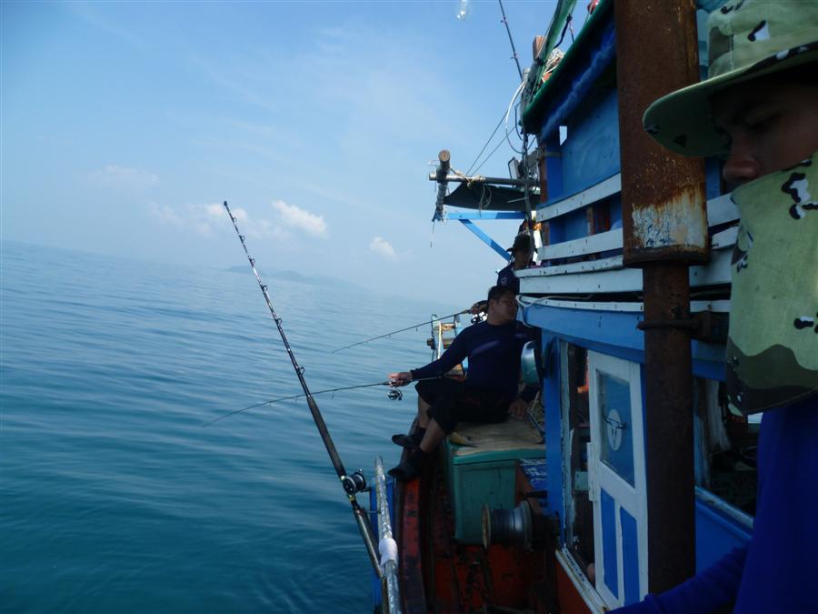 หัวเรือท้ายเรือเงียบ 5 5 5