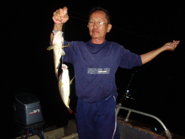 ปลาทูอีก

 :cool: :cool: