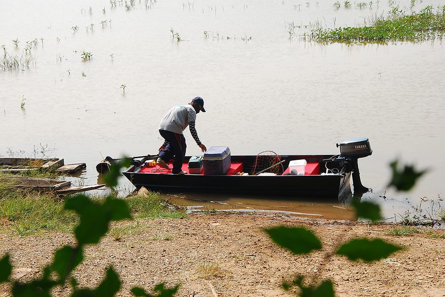 เราย้ายหมายมาที่นี่ ประกอบเรือเสร็จ ผมเก็บภาพอีกนิด เพื่อเดินทางเข้าหมาย :cheer: :cheer: :cheer: