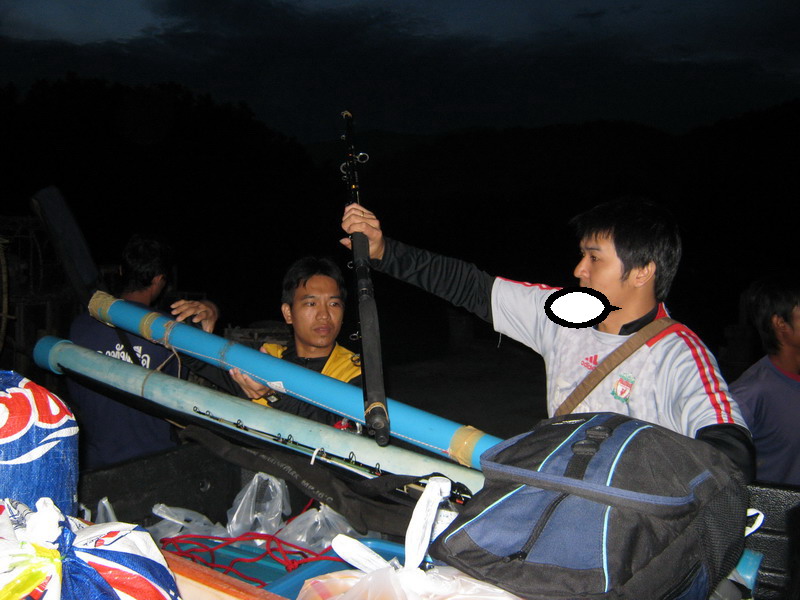 ช่วยกันคร้าบๆๆๆๆๆๆ ผมถ่ายรูปให้ :smile: 