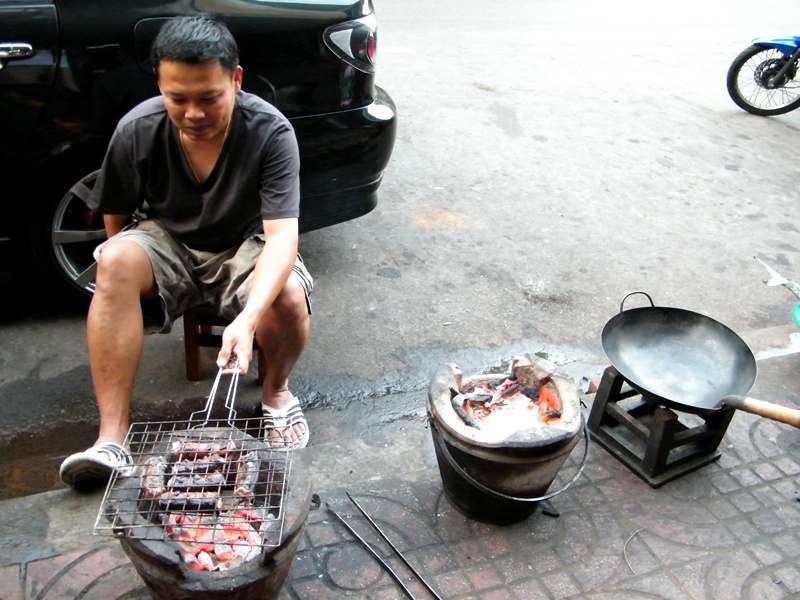 ย่างโดยน้า kop  :laughing: :laughing: :laughing: :laughing:
=======================================