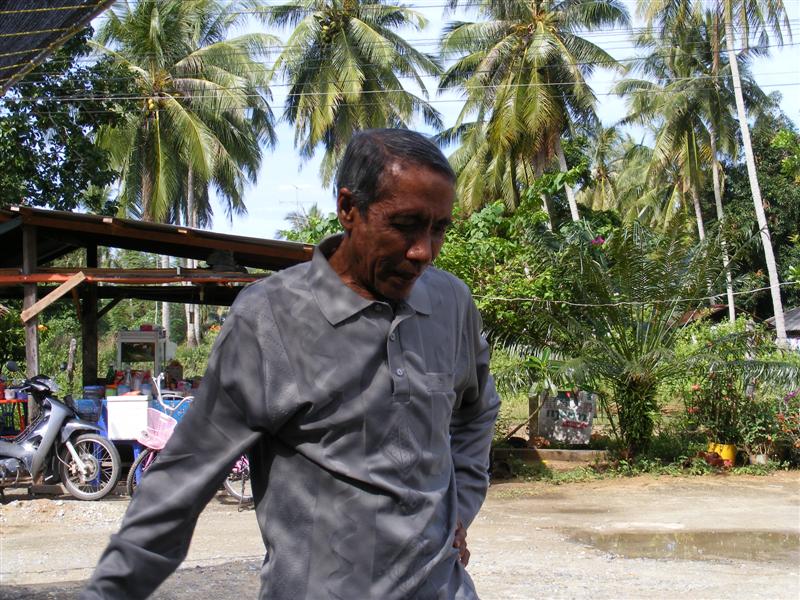 พ่อบังดีน ตำนานเรือดาวลอย 