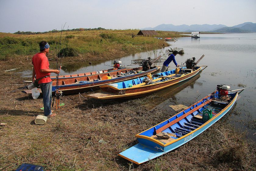 วันนี้ใด้นั่งเรือลำใหญ่...สบายละเรา :laughing: :laughing: :laughing: