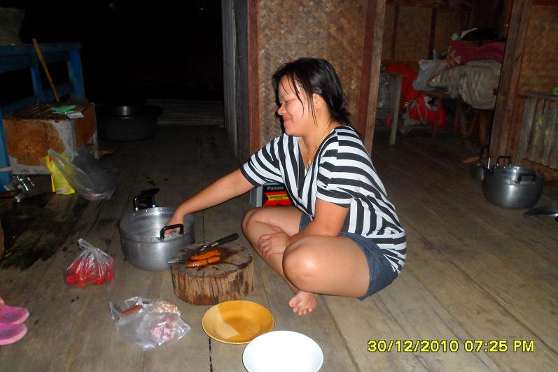 ผบ น้าปั้น + ผบ ผมช่วยกันทำกับข้าวคร