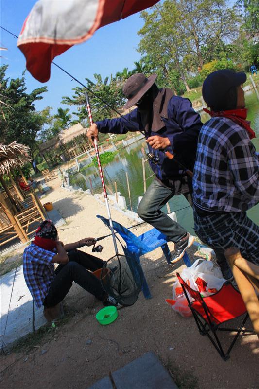 พยายามอยู่หลาย วี้ด เหมือนกันนะเนี