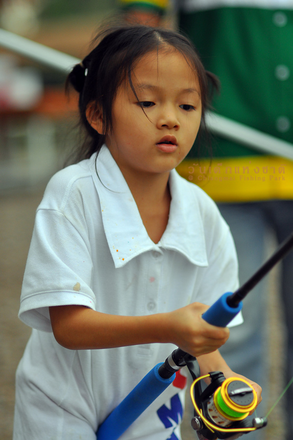



ไม่ธรรมดาจริงๆ ครับสำหรับสาวน้อยคนนี้


ท่าทางจะถูก พี่แมน เทรนมาอย่างดีครับ






