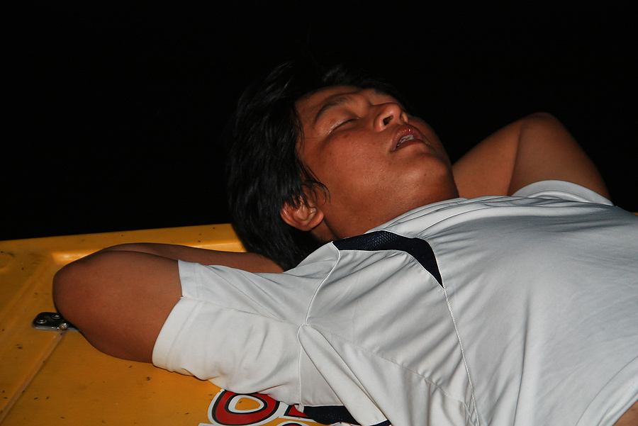 อ้าวววววววววววว.....น้านิว อิ่มปุ๊บ หงายปั๊บ..
 :laughing: :laughing: :laughing: