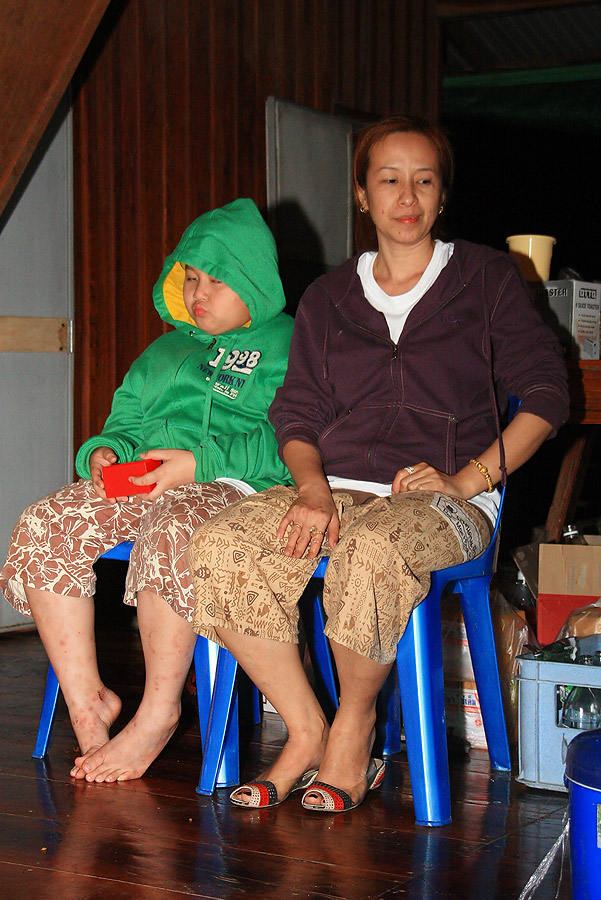  [q]โม่งไม่ได้เป็นคนต้นคิดจริงๆน่ะ  [/q]
จร้า...ท่านออกญา....มาดจำได้จร้า..
จำได้แม่นเลย
 :grin: 