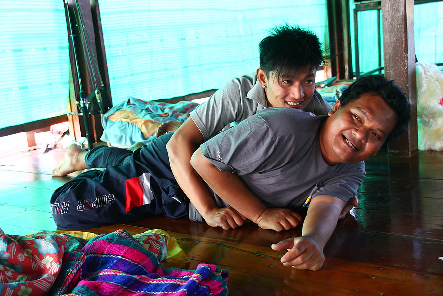 เสือใบ 3  :laughing: :laughing: :laughing: