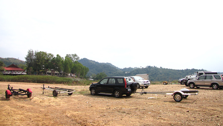 Araiwat  หวัดดีครับ  ขอบคุณมากครับ
__________________