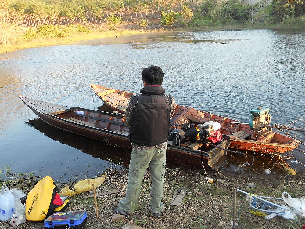 ก่อนลงเรือ :grin: