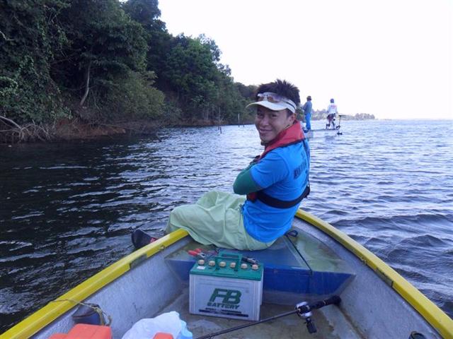 นังต่ายรมดีเจงงงงงงง  พอเห็นลูกพี่บอกดิ่งไปสกัดด่าวรุ่งด่วนๆ...ลูกพี่เองนะโว้ยนังต่าย  นังต่ายบอกอ้า