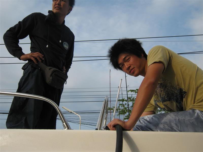 ยิ้มทำไมเนี่ยเติมสัก20000นะ :laughing: :laughing: