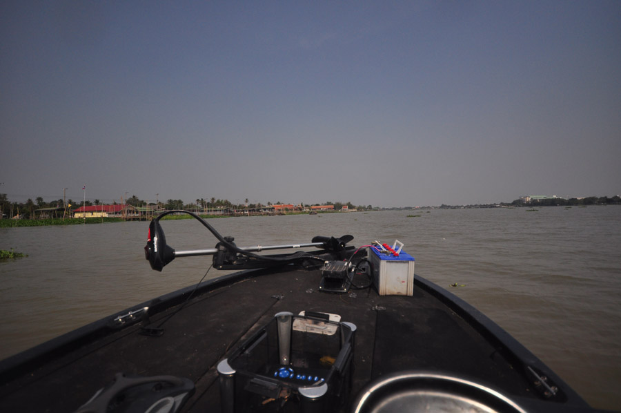 เมื่อก่อน ตอนไม่มีเรือ จะไปตกปลาที