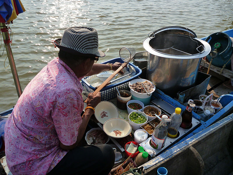 เจ้านี้ต้องเส้นเล็กต้มยำ สุดสุดครับ ขอบอก ก๋วยเตี๋ยวลุงอ้วน

 :heart: :heart: :heart: