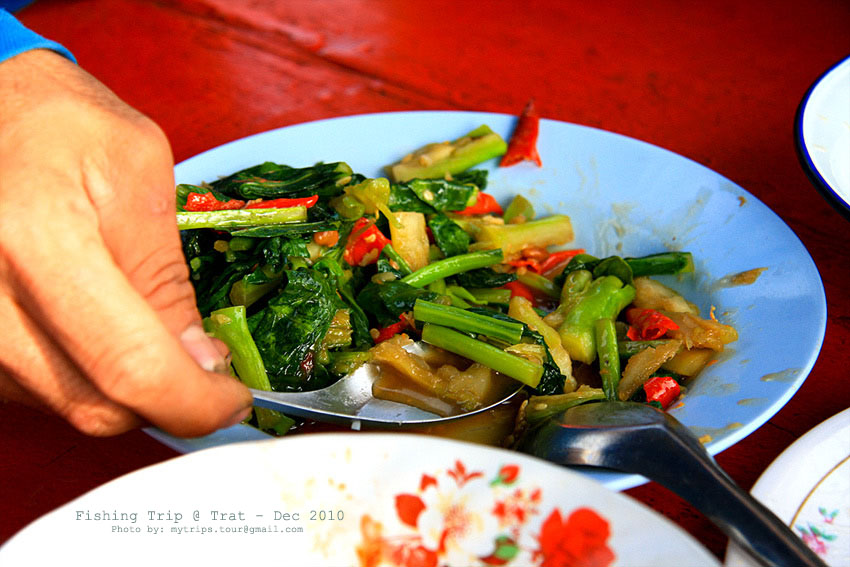 จานนี้...vagetarian food นะครับ  :cheer:
