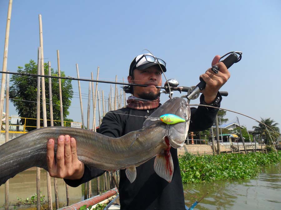 ขอท่ามาตรฐานชายไทยสักนิดนะคร้าบบบ