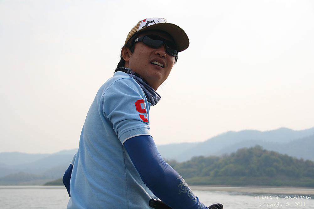 
 :grin: :grin:  กร๊ากๆๆๆๆๆๆๆๆ ผมหันไปเห็นสีหน้าถ้าทาง อีโปรน้ำแล้ว............อดถากถ่างมะด้ายอะ เอ