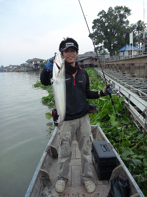 ตัวสุดท้ายจัดไป หกโมงเย็นจะกลับกัน
