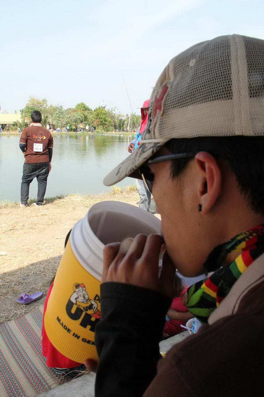 เสร็จสิ้นภารกิจในวันนี้ ต้องขอลาเดินทางกลับ ไปด้วยภาพนี้นะครับ


ราตรีสวัสดิ์พี่น้อง ชาวสยามฟิชชิ
