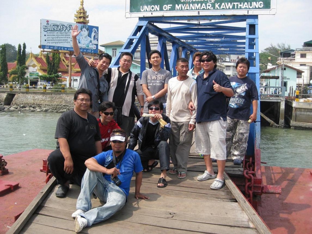 มุมฮิท.....ใครๆมาก็ถ่ายรูปกัน  อิอิ :umh: :u