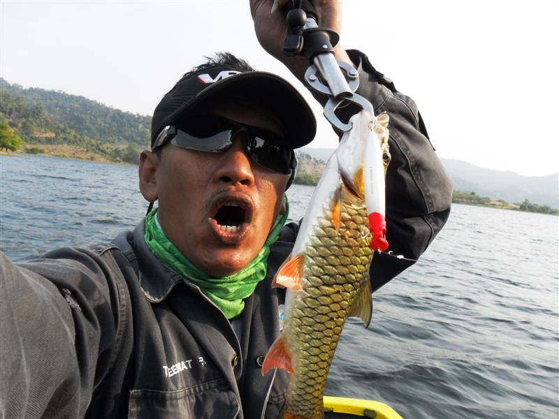 ....ขอร้องตะโกนดังๆ .......ตรูรอดดดดดแล้ว�