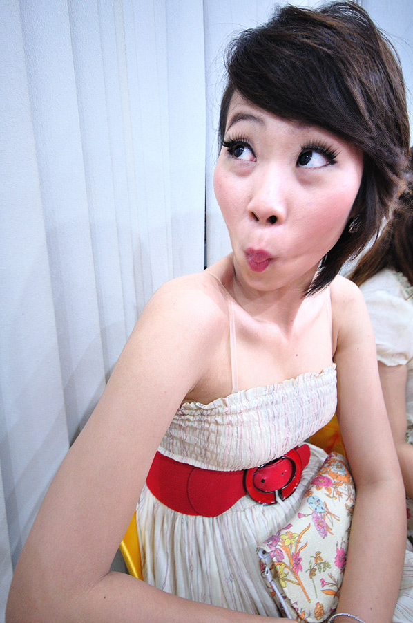อยากให้เบี้ยวๆ ก็ มีครับ  :laughing: :laughing: :laughing: :laughing: :laughing: