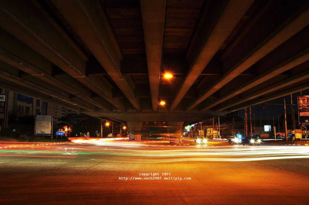นอนไม่หลับกะว่าช่วงนี้จะงดลงภาพ อดไม่ไหว

f/16 ,18mm, 10sec, วัดเฉลี่ย, wb auto ชิพสีหน่อยนึง

 