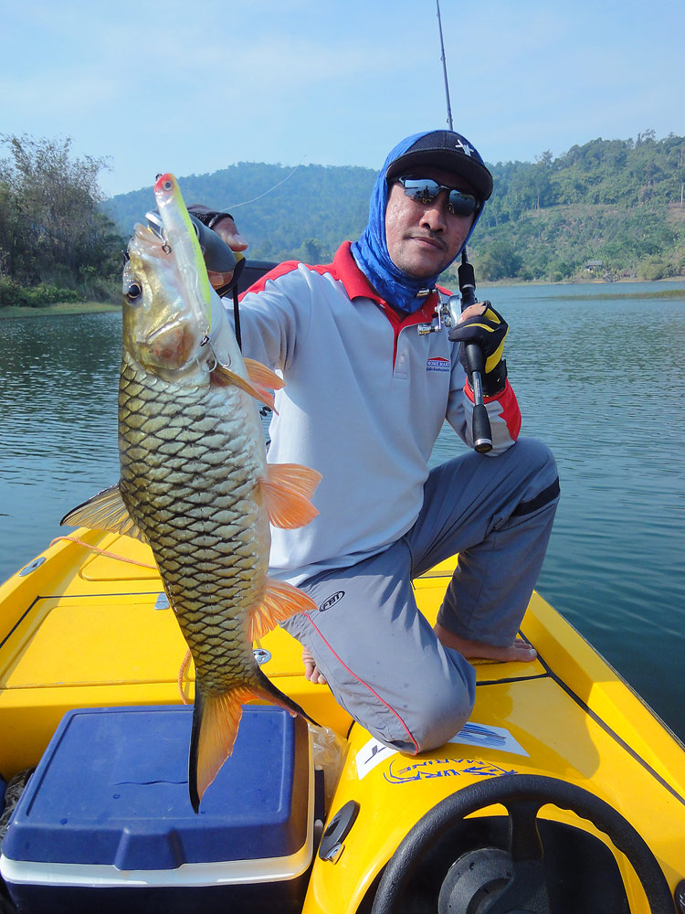  :grin: ปลิ้นปล้อนกับกระสูบก้อยังเป็นอะไรที่เข้ากั๊น เข้ากัน  :grin:
