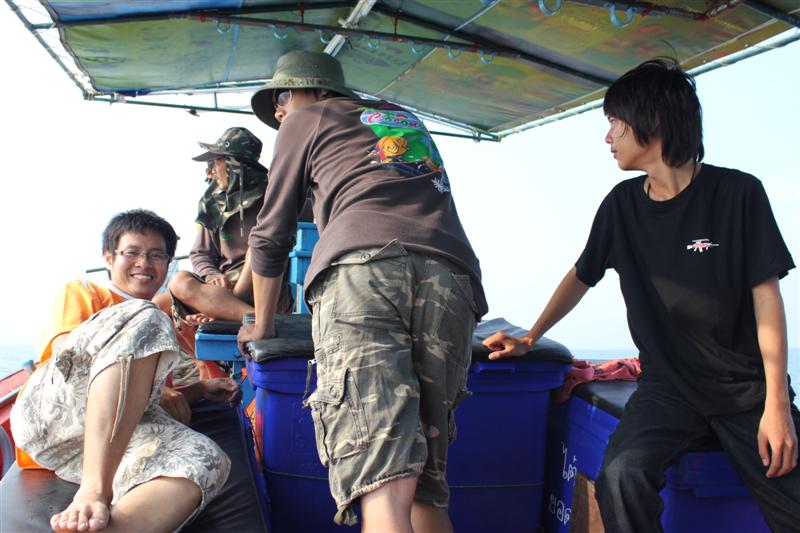 รูปนี้มีผมอยู่ด้วยคร๊าบบบ ด้วยความ