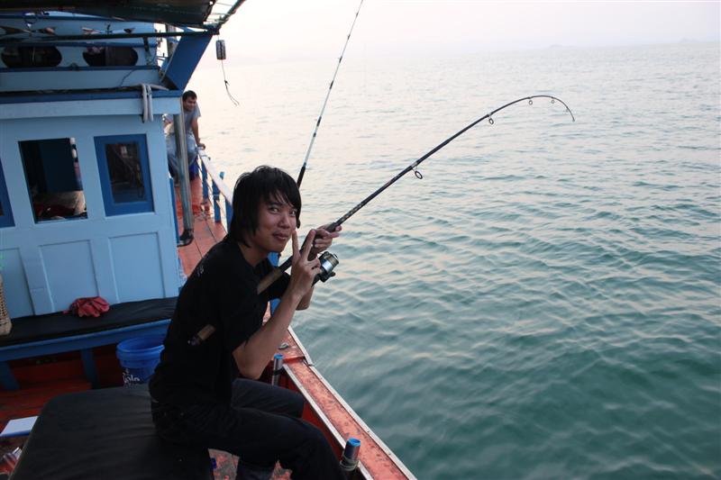นายภูมิ เกี่ยวหนวดหมึกสาย ตัวใต้น้