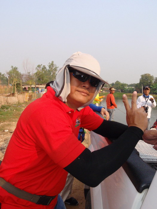 พี่ต๋อม MR.SHARK รุ่นแรกๆๆๆ พี่ชายผมเอง  :cheer: :cheer: :cheer: :cheer: