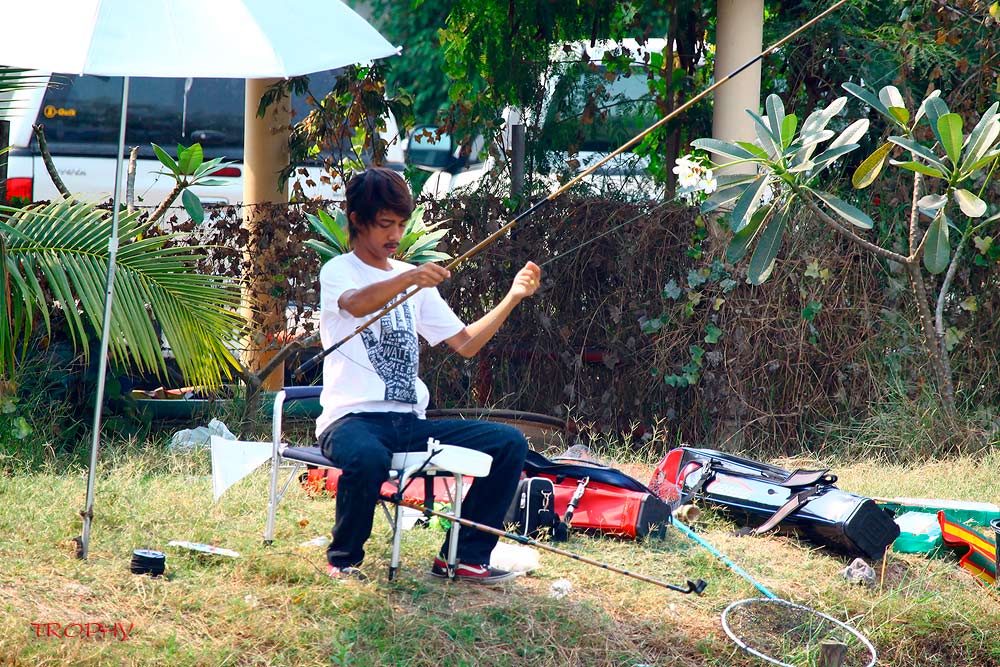 แจกลายเซนต์ไปเยอะมั้ยน้าเมลล์  :laughing: