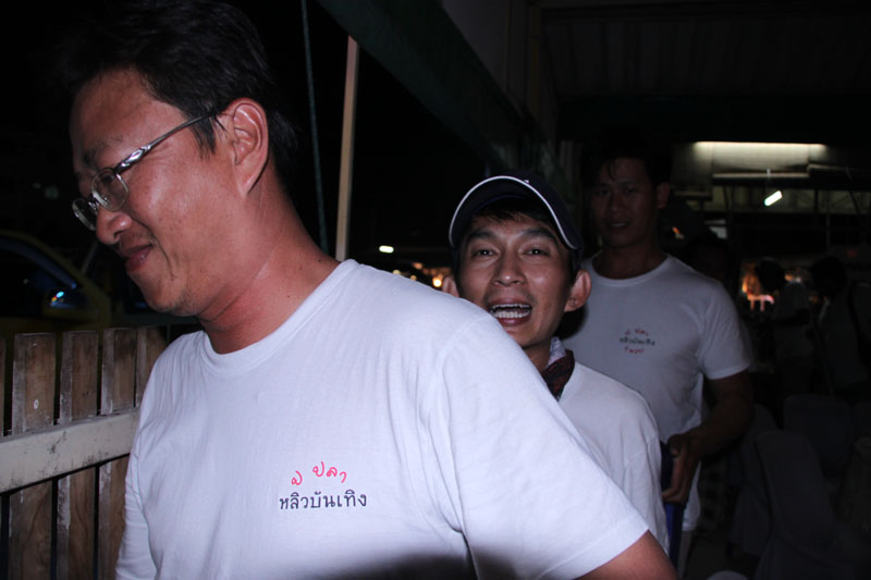  [b]กลับบ้านแล้ว[/b] :cheer: :cheer: :cheer: