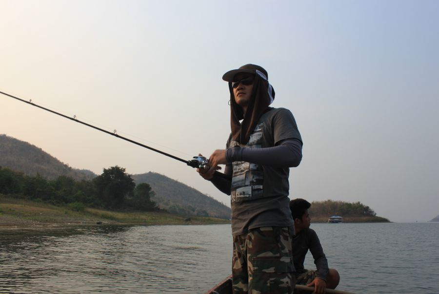 ตามพายเรือตีกันไปเรื่อยๆครับ :music: :music: