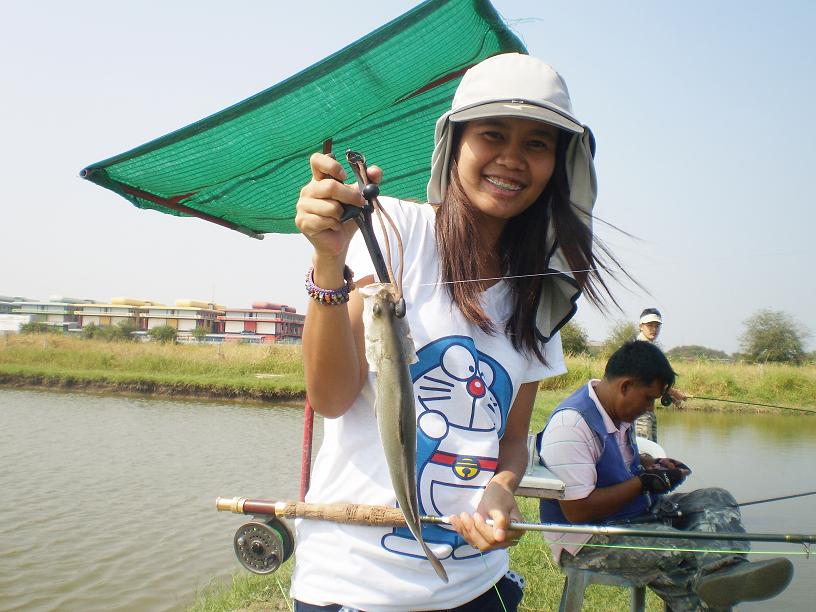 ตะกี๊ไกลไป....กระเถิบมาอีกนิดค่ะ  ฉายแววรุ่งตั้งแต่เริ่มจับคันกันเลยทีเดียว  :grin: :grin: :kiss: :g