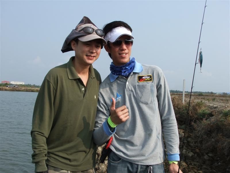 น้าเพชร เดินตามมาข้างหลัง เลยขอ จั๊