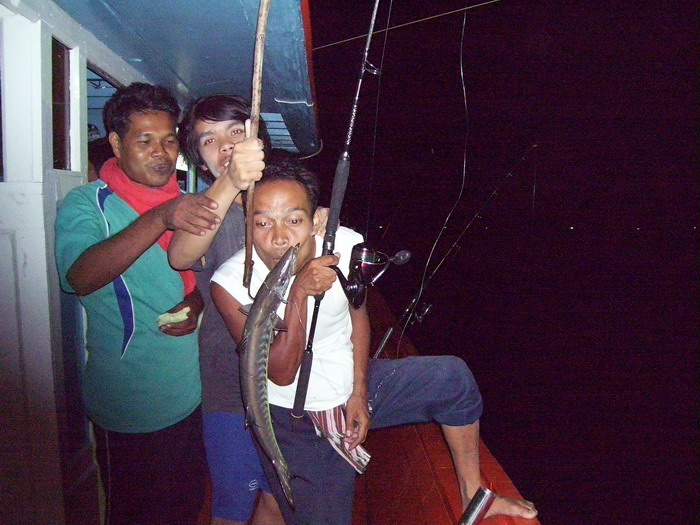 สาก....ตัวนี้หละที่ทำให้เรือรบหยุดไป