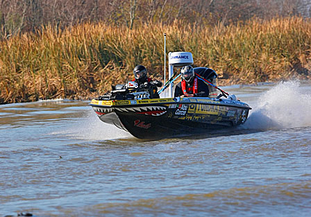 Mike Iaconelli หรือ Ike บึ่งตาม Kelly Jordon ไปติดๆ

เขาให้คอมเม้นท์ก่อนออกสตาร์ทวันนี้ว่า "นี่คื