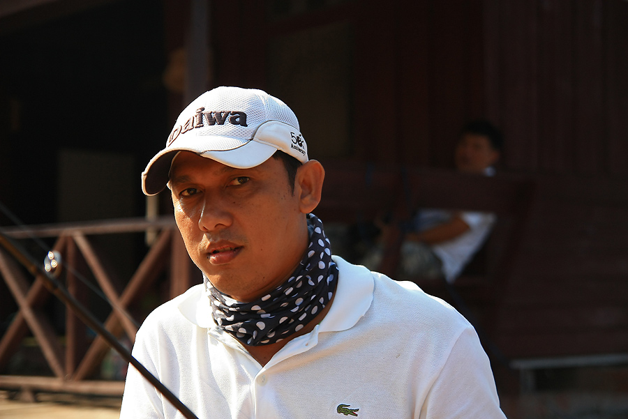 เพ่นุสตรีท งานนี้ไม่ป๊อด......แต่จะรอดรึป่าวไม่รู้...

ลงเรือเอาตอนสาย ๆตะวันโด่ง กับโปรโม่ง เมียเ
