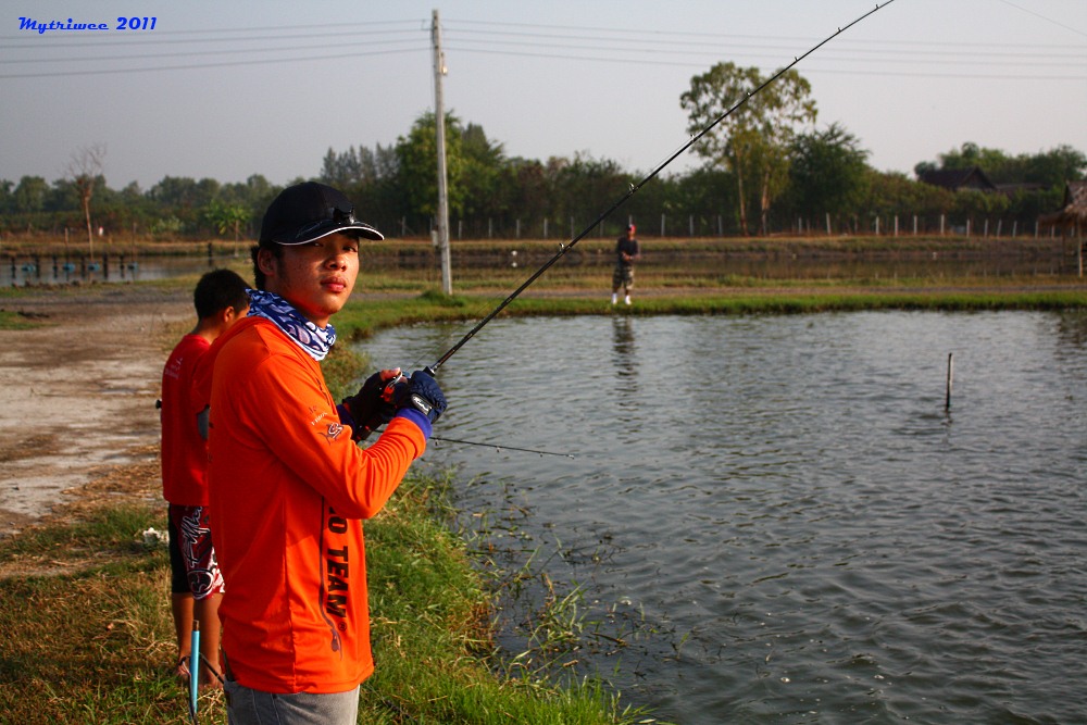 ตีกันไปเดี๋ยวถ่ายรูปให้ :grin: