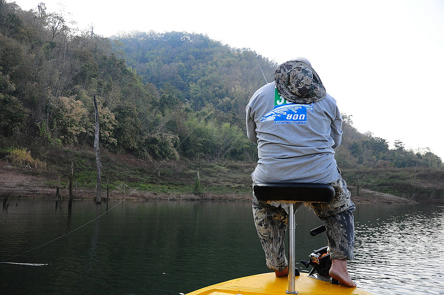 ขับเรือเข้าหมายแรก ก็ให้น้าใหญ่คุมไกด์หัวเรือไปก่อนเลย :grin: :grin: :grin: