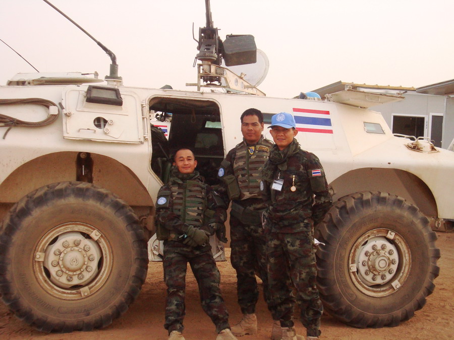 ชมกันไป  เก็บภาพมาใหชมกัน :grin: :grin: