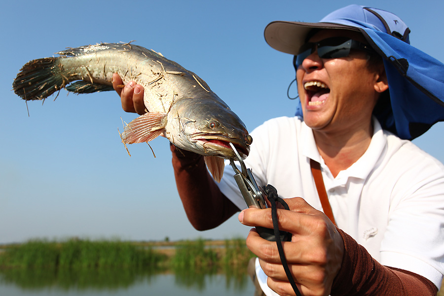 ดีใจขนาดไหนดูเอา    ธรรมดาครับแห้วบ่อย  เอิ๊ก ๆ  :grin: :laughing: