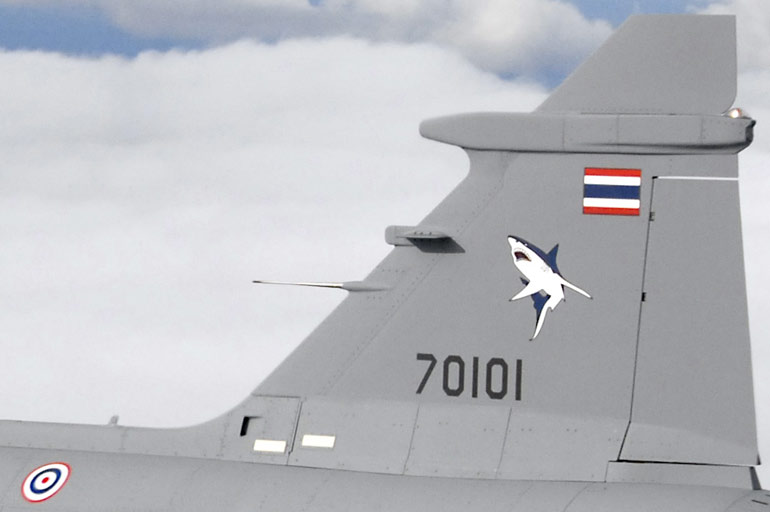  ทุกท่านคงทราบข่าว ตั้งแต่วันที่ 17 ตุลาคมแล้วว่า รัฐบาลไทยได้สั่งซื้อเครื่องบินรบ Jas-39 Gripen (อ่